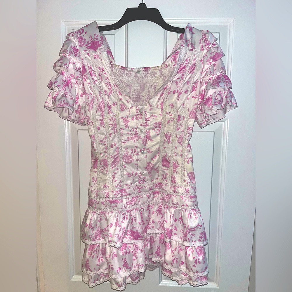 #loveshackfancy Beautiful pink dress!